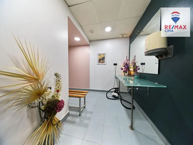 Inversión Prime: Oasis de Lujo en el corazón de Granada. — 19