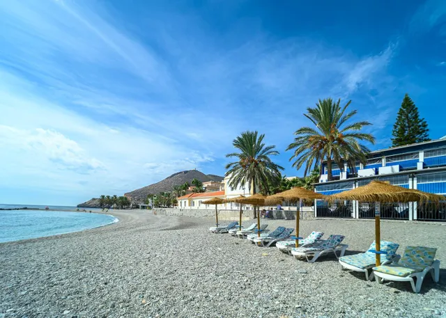 Estupendo piso en venta ubicado en Castell de Ferro — 30