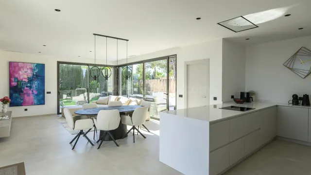 Villa exclusiva de 3 dormitorios a la venta en el prestigios - foto 3