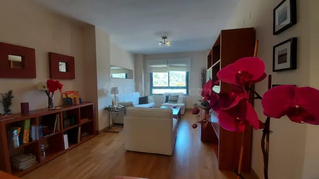Piso 4 habitaciones 110m² en alquiler - El Cónsul-El Romeral — 4