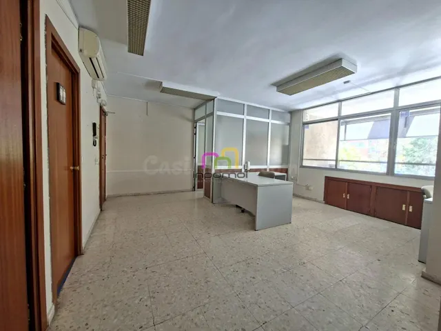 OFICINA EN VENTA EN EL CENTRO DE BADAJOZ - CON POSIBILIDAD D - foto 3