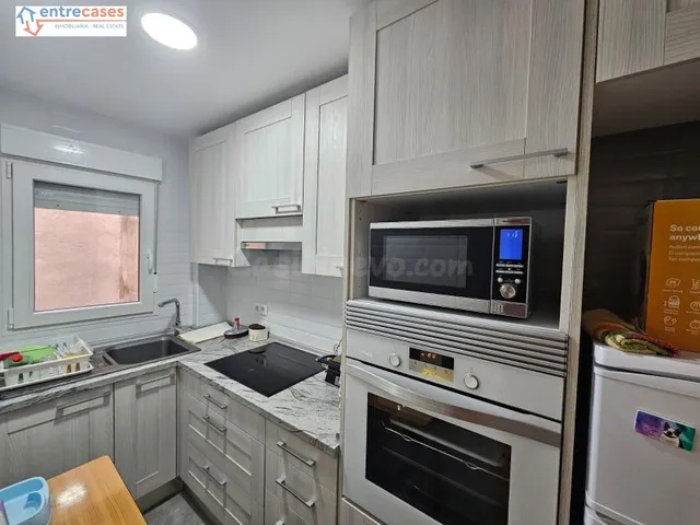 PISO EN VENTA EN NAVAJAS. - foto 3