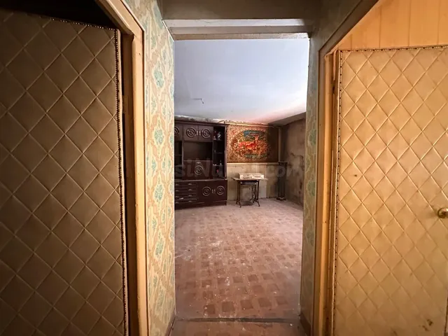 CASA PARA REFORMAR CON TERRENO PRÓXIMO - SAN LORENZO — 3