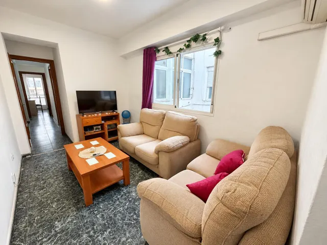 Piso en venta en avd. pablo iglesias, Almería – ideal para inversores  96.000€ — 14