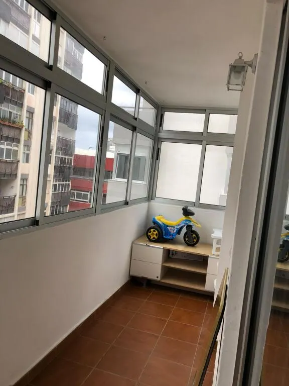 AMPLIO PISO EN ZONA MESA Y LOPEZ, LAS PALMAS DE G.C., ISLAS CANARIAS, ESPAÑA — 22