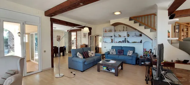 Chalet en venta en Les Tres Cales — 2