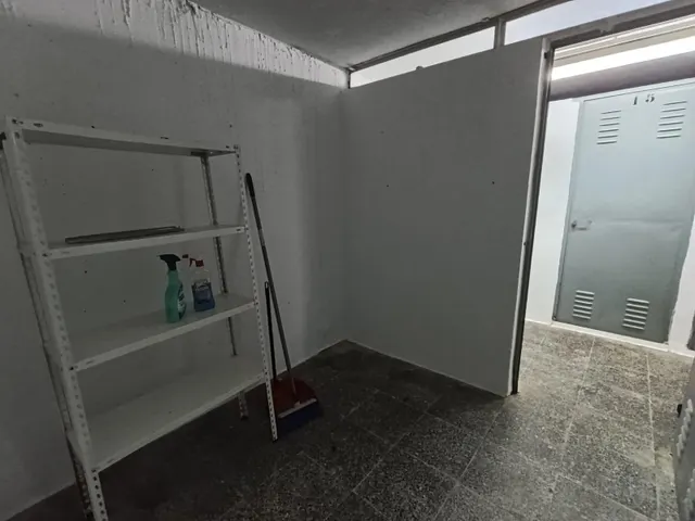 Garaje 32m² en venta - Los Bermejales — 8