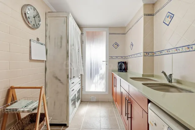 Ático de 141 m2 con espectacular terraza, garaje y trastero en Benifaió — 13