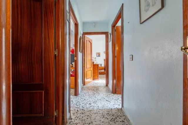 Amplio y Luminoso Piso en zona norte. — 18