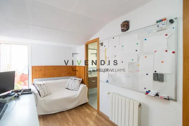 Casa con historia en el casco antiguo de Sant Andreu de la Barca — 15