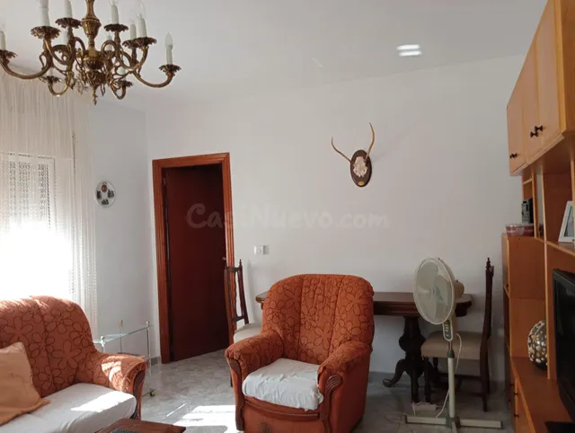 Casa y solar en Albalá - foto 3