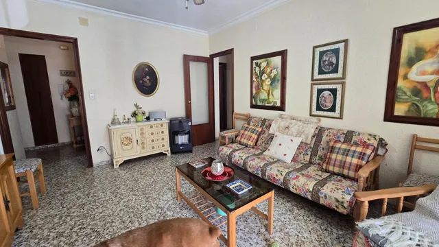 APARTAMENTO EN PRIMERA LINEA LATERAL  A 50 METROS DEL MAR — 5