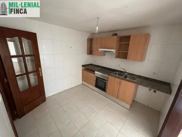 Casa con grandes terrazas y potencial de reforma en Sabadell Norte — 12