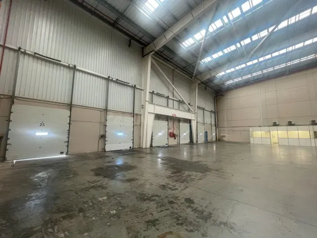 Nave industrial 11967m² en alquiler - Camposol