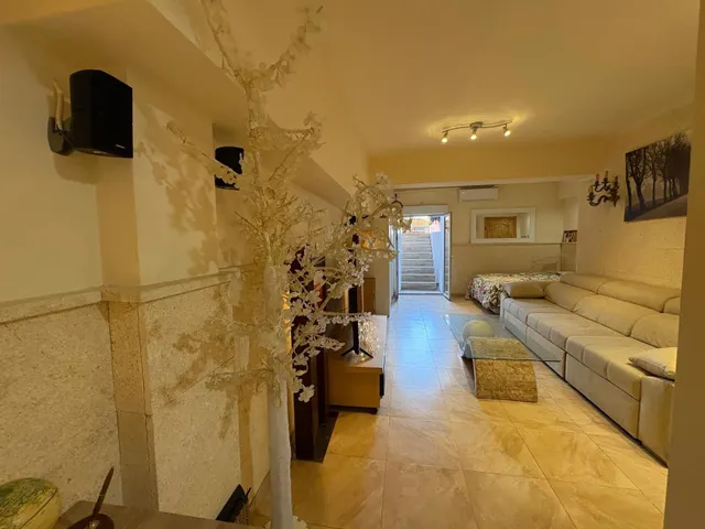 Bungalow de 3 dormitorios y 2 Baños con 2 Terrazas y Piscina en Gran Alacant. — 31
