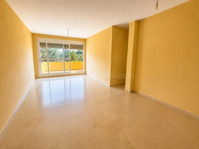 PISO 3 DORMITORIOS CON PLAZA DE GARAJE URB. MARINA DEL CARME - foto 4