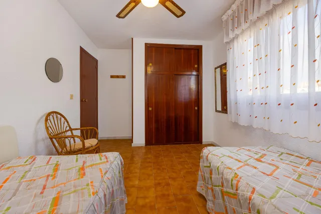 Ático duplex con solárium, vistas al mar y a 280 metros de la playa de La Mata — 25