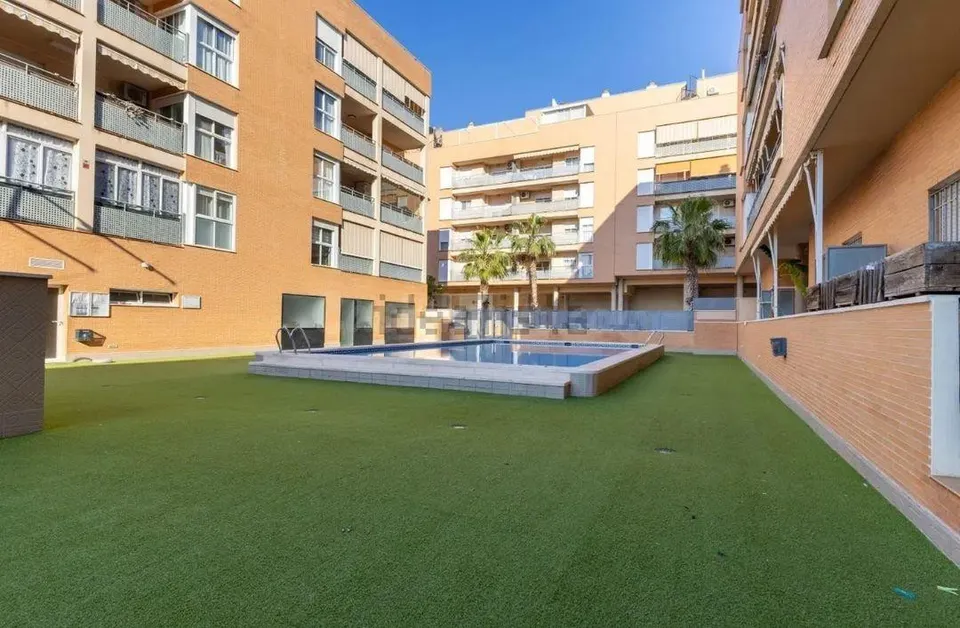 Piso en Sagunto - Valencia