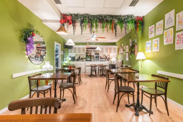 Oportunidad de Traspaso: Bar Restaurante en Funcionamiento en Oviedo — 4
