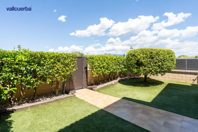 CASA ESQUINERA EN RESIDENCIAL AIGÜESVERDS DE REUS — 8