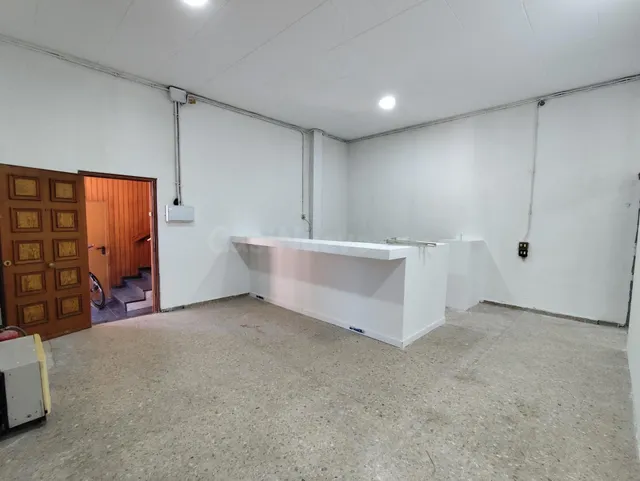 Local comercial 338m² en alquiler - La Petxina - foto 5