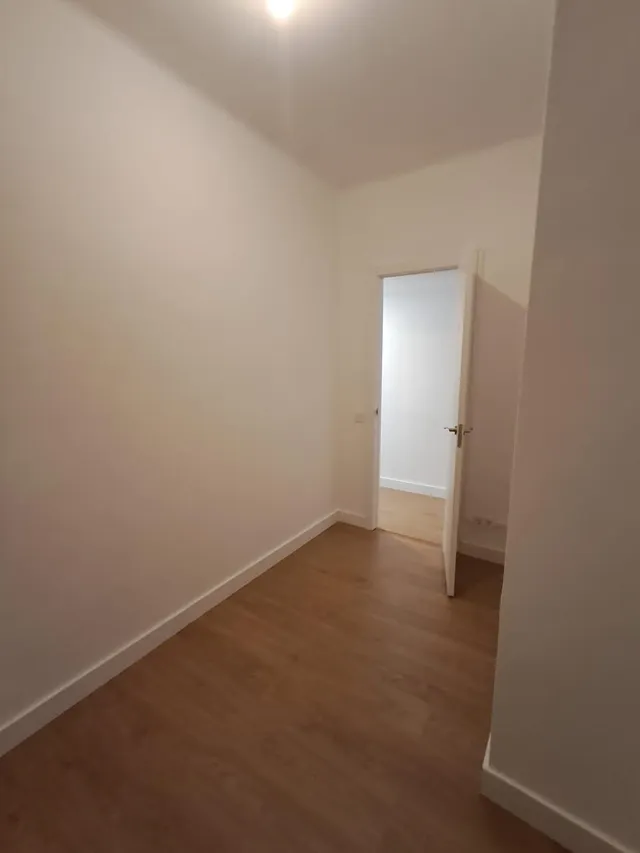Se vende piso Exterior en La Nova Esquerra de l'Eixample, Barcelona — 2