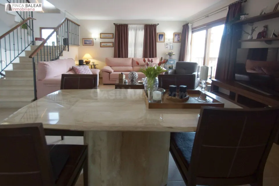 MAGNIFICO ATICO DUPLEX CON TERRAZA UBICADO EN SANTA MARIA