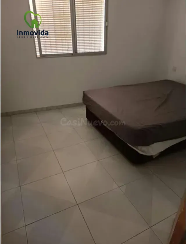 Acogedor Piso Reformado en Ollerías, Córdoba - Ideal para Inversores — 4