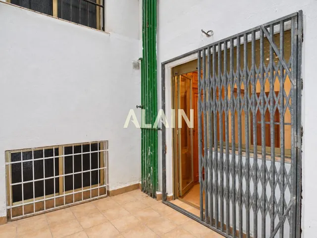 PISO EN VENTA EN LA ZONA DEL ENSANCHE EN VALENCIA CON DOS TERRAZAS Y GARAJE OPCIONAL. — 37