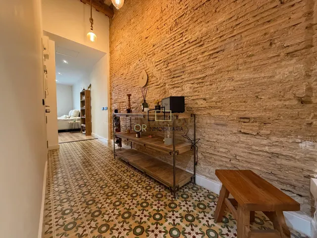 Piso en venta de dos habitaciones reformado en 2023 en el ce