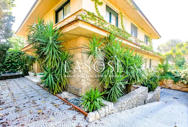 El Privilegio de Vivir en la Zona Más Exclusiva de Sitges — 11