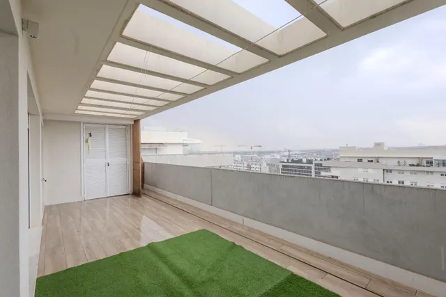 Ático 2 habitaciones 134m² en venta - Primera Fase - Nuevo T - foto 2