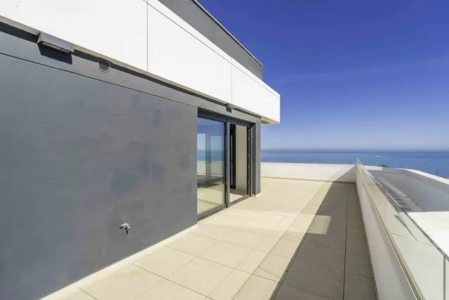 Ático 4 habitaciones 156m² en venta - Centro — 24