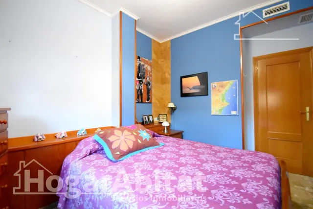 ¡impresionante! amplio con 4 dormitorios, terraza y garaje junto al puerto — 22