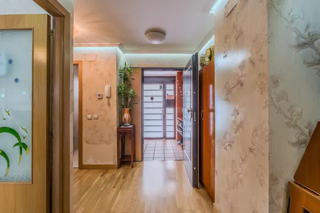 Precioso chalet adosado de cinco dormitorios y tres baños en el PAU de Carabanchel — 8