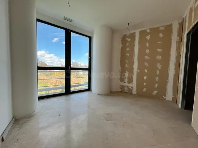 Alquiler de dos oficinas en Edificio Azabache muy cerca Hosp - foto 3