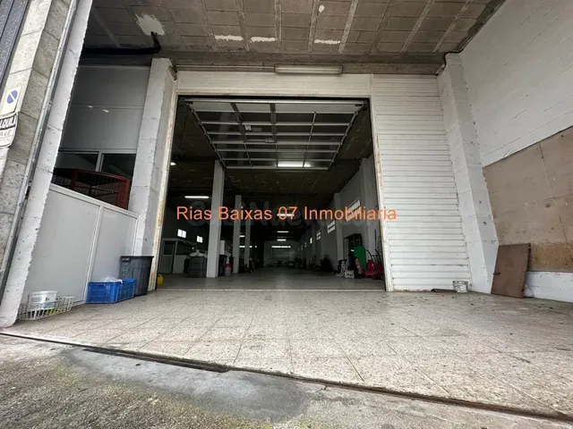 REF 7058 LOCAL COMERCIAL 600 M2 CON ENTRADA PARA CAMIONES (V - foto 2
