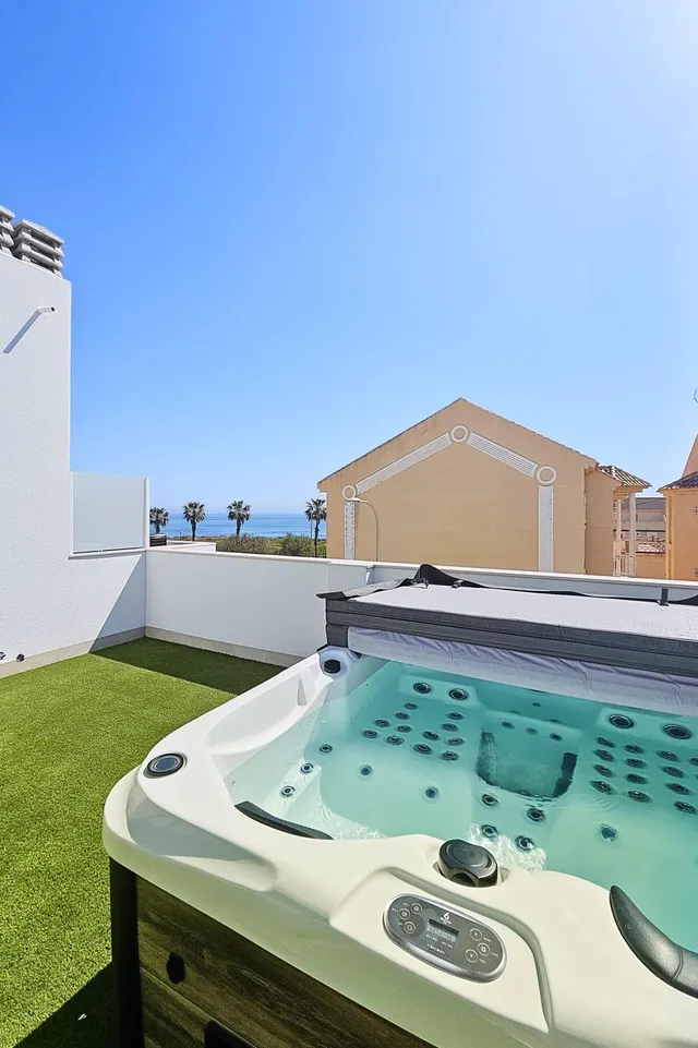 CHALET A ESTRENAR EN EL MOJON - T. HORADADA — 24