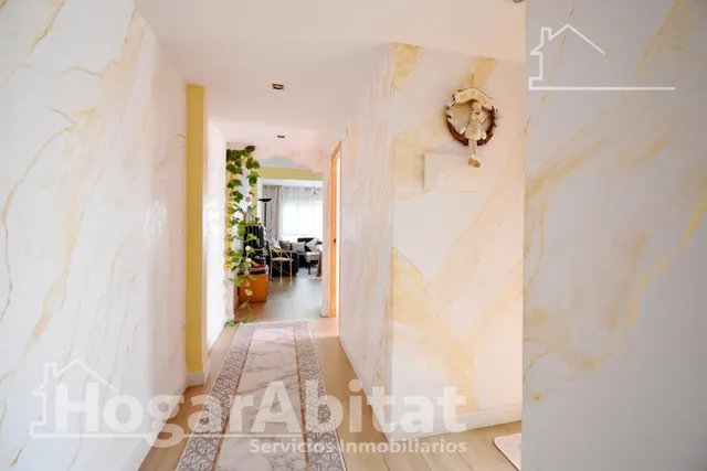 TODO EXTERIOR Y REFORMADO CON TERRAZA Y CON VISTAS AL MAR — 36