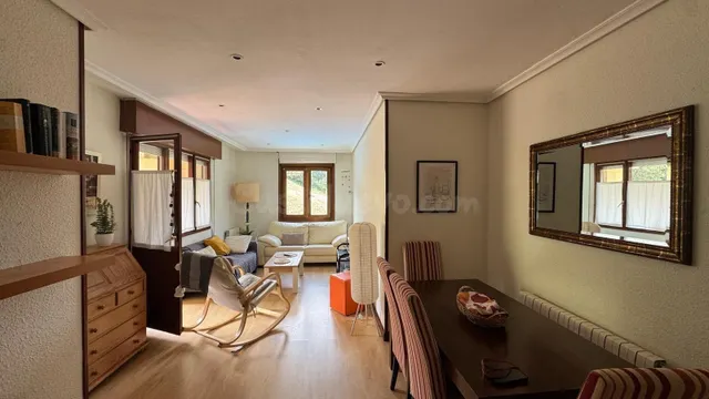 PISO DE 3 DORMITORIOS CON APARCAMIENTO EN URBANIZACIÓN EL ES - foto 4