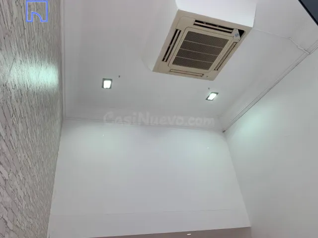 Local Comercial en Zona Centro; 650€ - foto 4