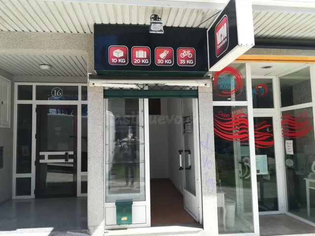 Local comercial 11m² en venta - Centro Urbano - foto 4