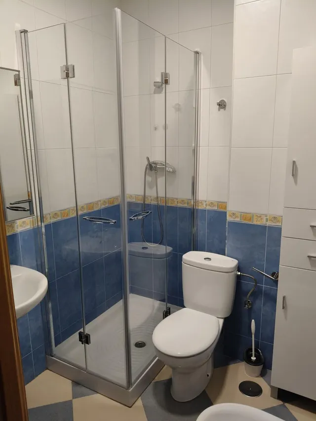 OPORTUNIDAD EN VENTA DE PISO REFORMADO DE 3 DORMITORIOS EN CAMPO VERDE — 9