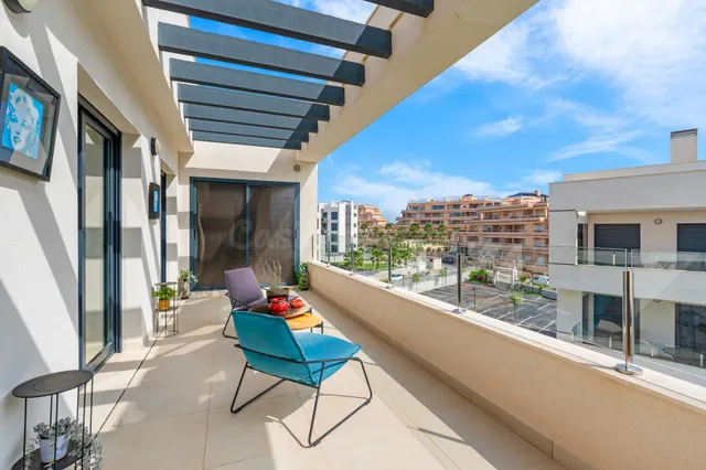 APARTAMENTO DE 3 DORMITORIOS 2 BAÑOS EN VILLA MARTIN ( ORIHU