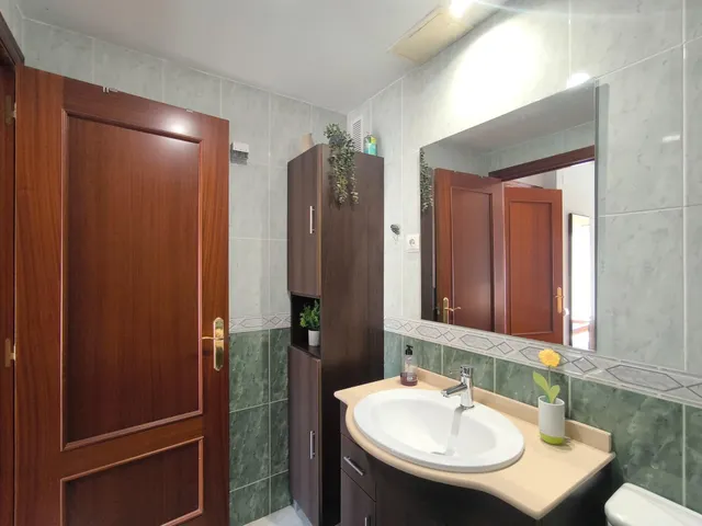 Excepcional vivienda en violant d'hongria con parking doble, trastero y zona comunitaria — 41