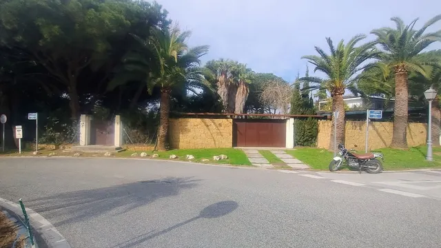 Parcela 727m² en venta - Marbella — 24