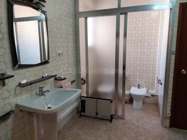 Se vende ático de 220m2 en el centro de Crevillent - foto 3
