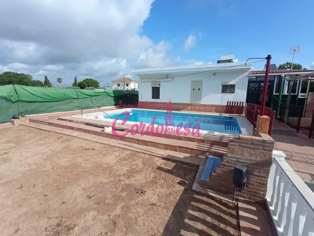 CASA CON TERRENO, GARAJE Y PISCINA EN EL HIGUERON — 3