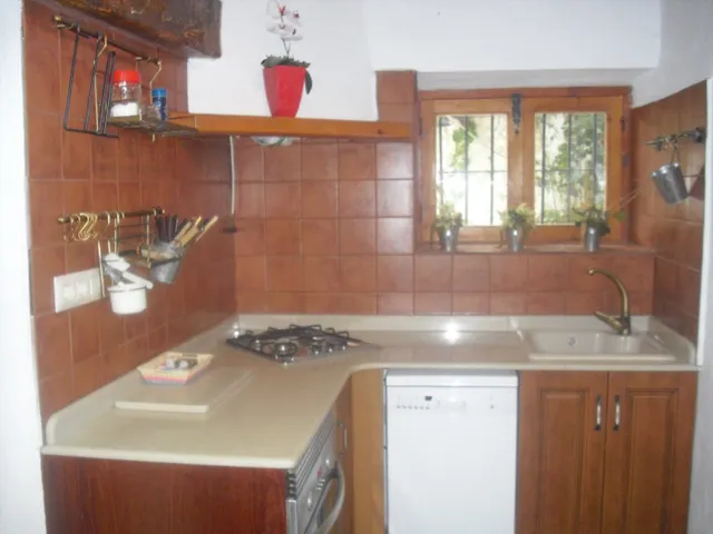 Casa en el paraje "la laguna de Alpera" ( a 5 km del casco urbano) — 9