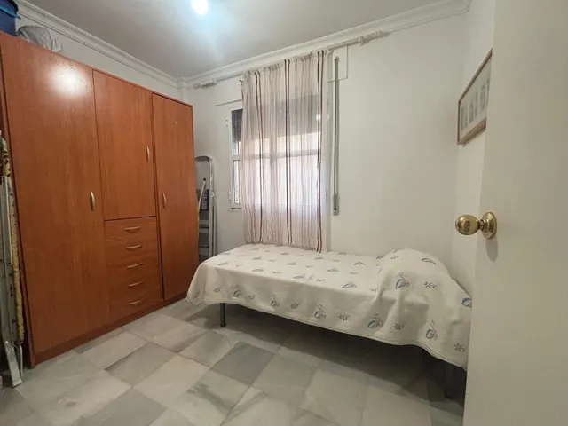 FANTASTICO PISO DE 2 DORMITORIOS EN ALQUILER EN EL CENTRO DE ALGECIRAS — 11